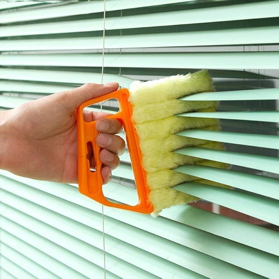 Deep Clean 7-Slat Brush for Window Rails, Blinds & Air Conditioner Vents