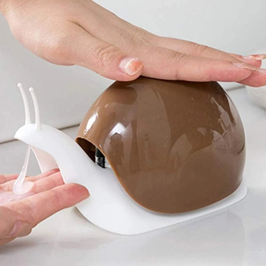 Cute Snail Liquid Soap Dispenser – Refillable Bathroom & Kitchen Hand Wash Pump